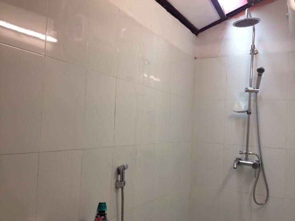 Lpq Backpackers Hostel Luang Prabang Luaran gambar