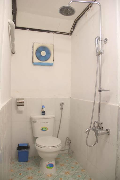 Lpq Backpackers Hostel Luang Prabang Luaran gambar